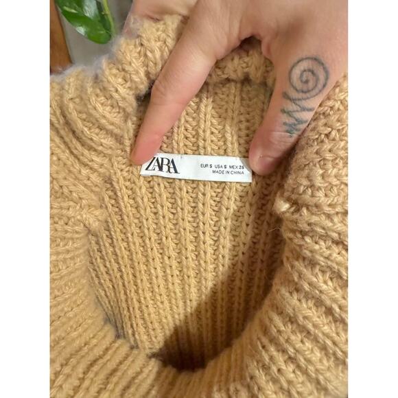 Zara Cowel Neck Chunky Knit Camel Oversized Sweater Vest - Picture 9 of 9